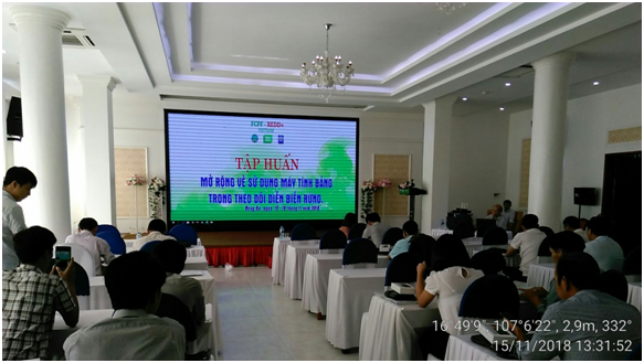 Tập huấn theo dõi diễn biến tài nguyên rừng và đất lâm nghiệp bằng máy tính bảng